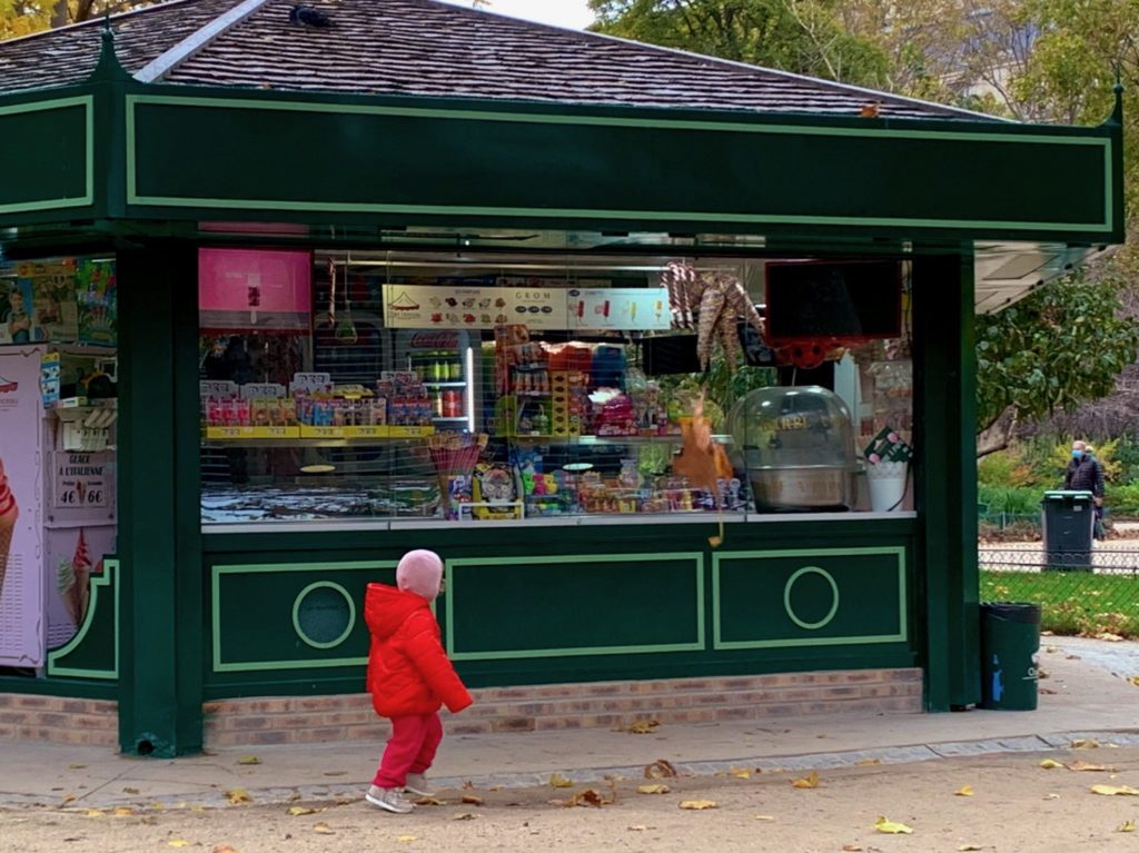 Crepes in parc monceau